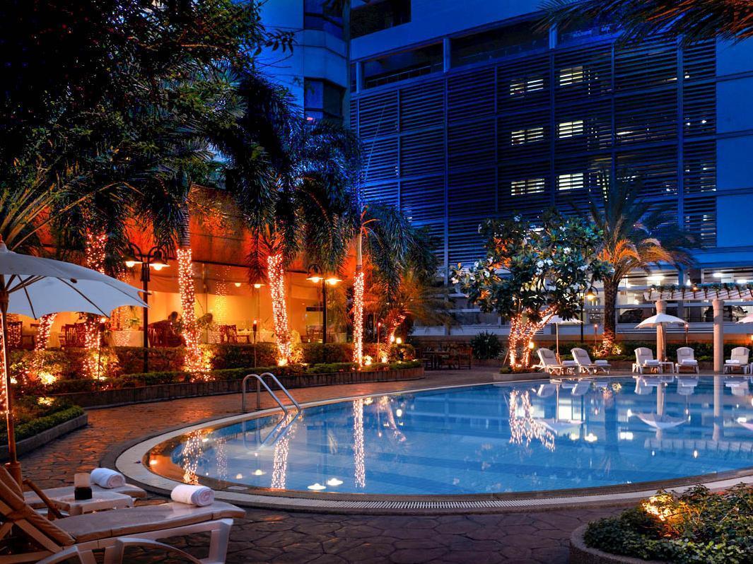 Grand Diamond Suites Hotel Bangkok Esterno foto